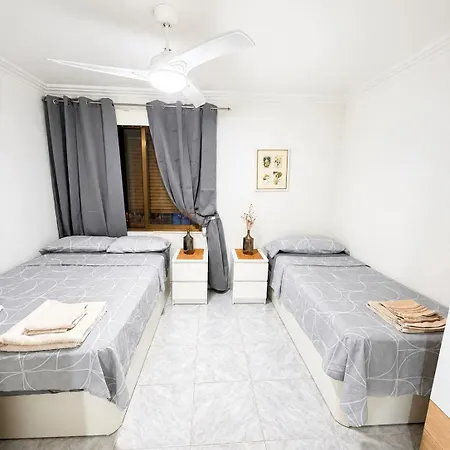 Apartment First Line, Highest Floor And Center! *