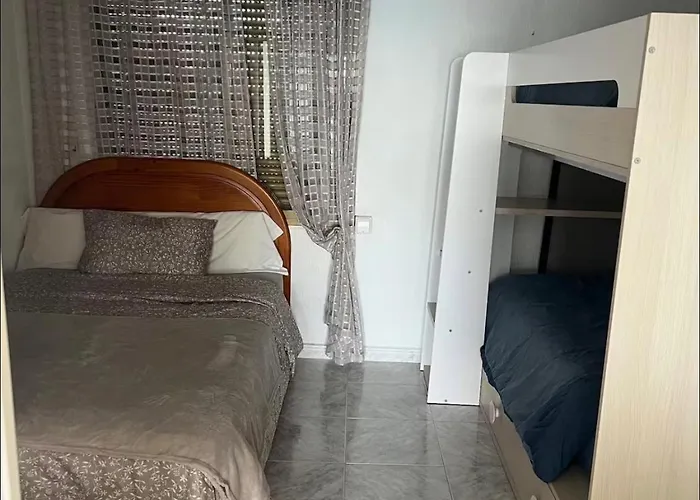 First Line, Highest Floor And Center! Apartament